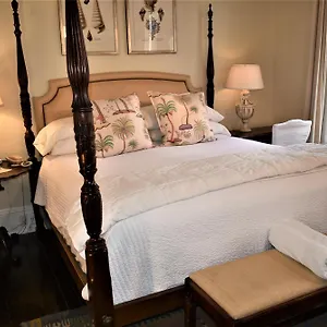 Simonton Court Historic & Locanda Key West